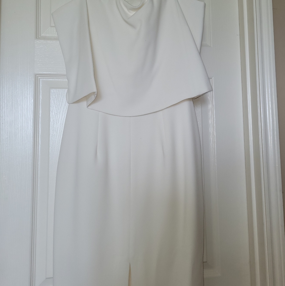 Black Halo White Dress - Picture 5 of 8